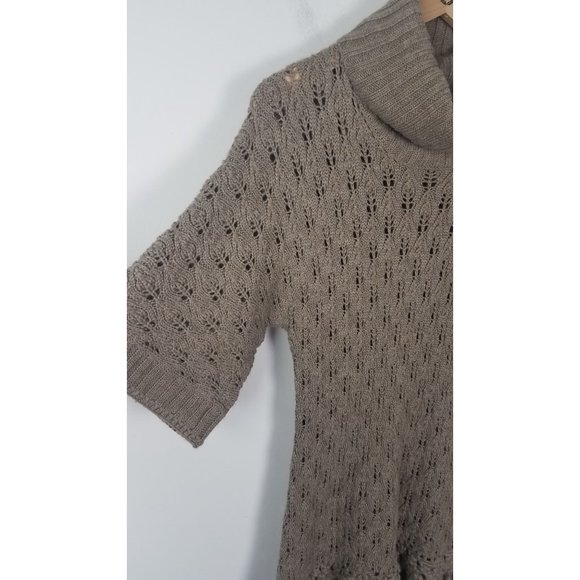 Kenar Women's Sz. M Tan Wool Blend Cowl Neck Short Sleeve Fringe Detail Sweater - Picture 4 of 8